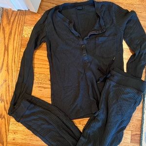 Cozy graphite grey lounge set